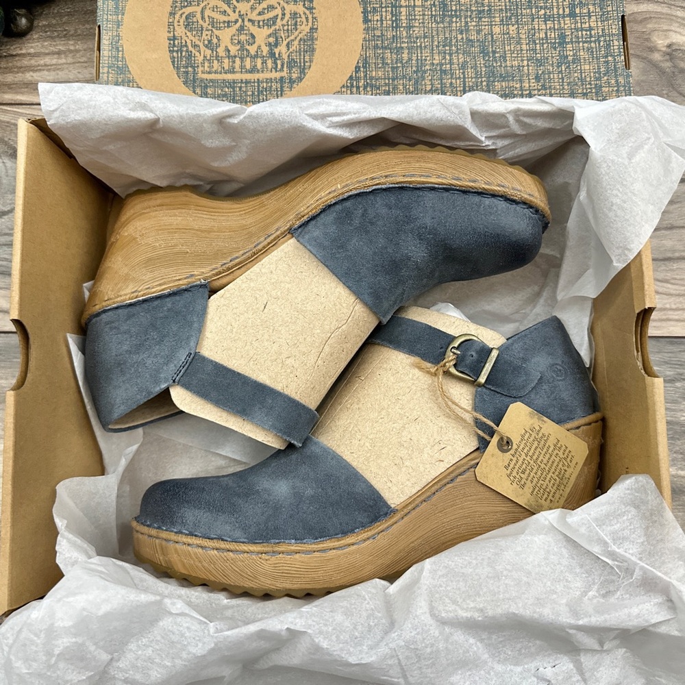 Born Nellie Platform Clog Closed Back Mary Jane Distressed Dark Blue Suede 10M - Picture 10 of 14